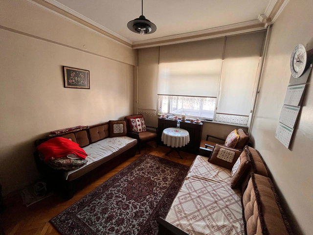 YENİ DOĞAN MAHALESİ SEKA MEMURLAR SİTESİNDE SATILIK 3+1