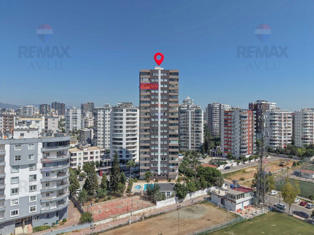 REMAX AVLU’DAN GÜVENEVLER'DE AYBAKAN PLAZA-3’TE KİRALIK 4+1 DAİRE