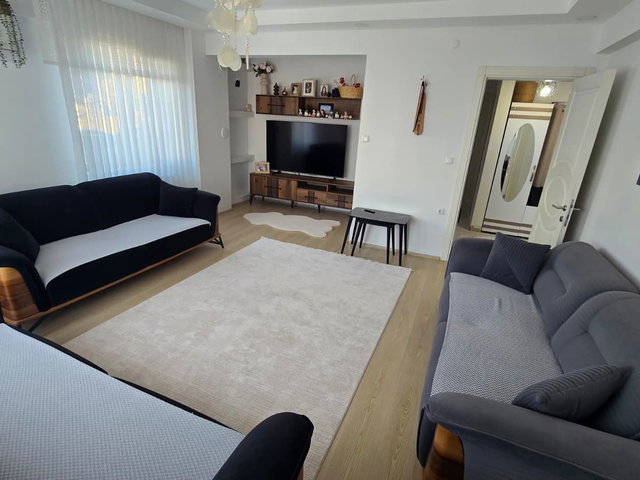 BAŞISKELE YEŞILYURT DA 200 M2 4+1 BAHÇE DUBLEKS