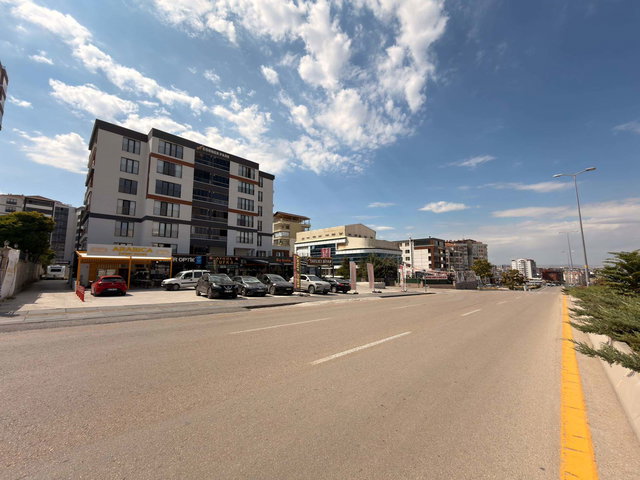 BAĞLICA ETİMESGUT BULVAR CADDE ÜZERİ 4+1 YAPILI KİRALIK DAİRE