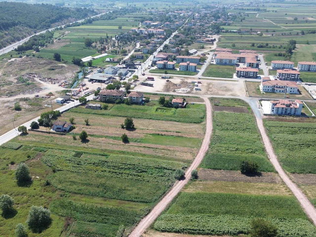 SÖĞÜTLÜ CAMİ CEDİT’TE 2+1 BALKONLU, DOĞALGAZ KOMBİLİ YENİ PROJEDE SATILIK DAİRE
