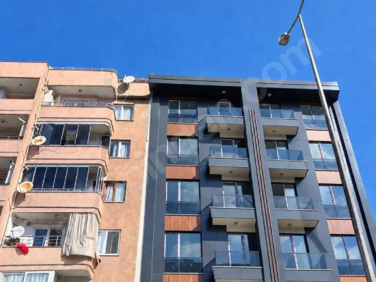 REMAX ŞEHIR'DEN YALOVA MERKEZDE 1+1 DAİRE