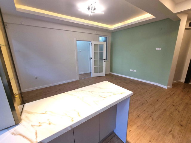 EYÜPSULTAN'DA İÇİ YENİLENMİŞ TERTEMİZ DURUMDA SATILIK 2+1 DAİRE