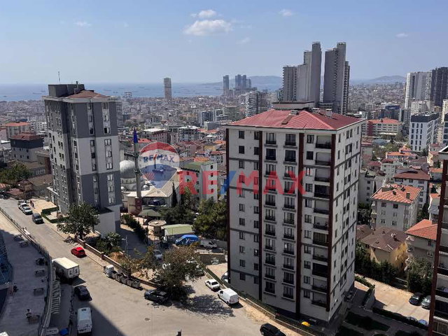 KARTAL ORİJİN DE SATILIK 3 ODA 1 SALON