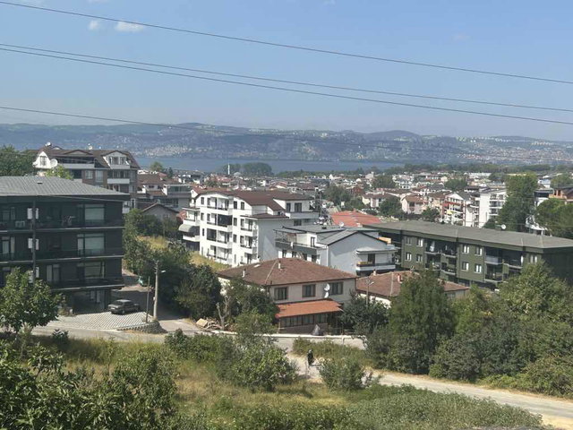 BAŞISKELE DÖNGE MAHALLESI’NDE SATILIK 3 + 1 DAIRE