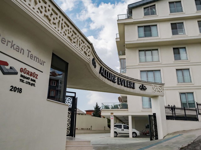 İZMİT ORHAN MAH’DE 3+1 | 145 M² BRÜT | YERDEN ISITMALI | 2 BANYOLU | BALKONLU KİRALIK DAİRE
