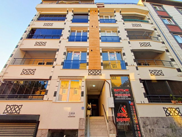 REMAX LAVANDA ATATEPE ALTI 4 YILLIK TEMİZ VE GENİŞ 3+1 DAİRE!