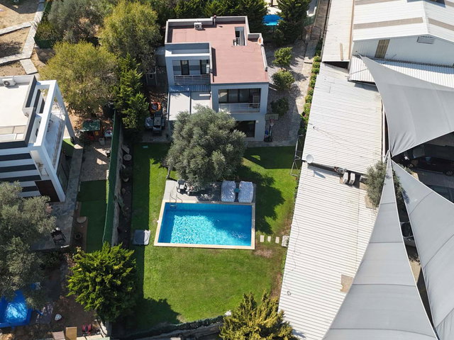 BODRUM TORBA’DA EŞYALI 2+1 MÜSTAKİL EV | HAVUZLU, 2 BANYO, GÜNEY-DOĞU CEPHE