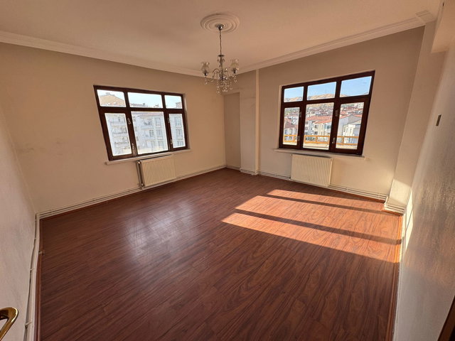 RE/MAX DEĞİŞİMDEN SANAYİDE 3+1, KİRALIK DAİRE