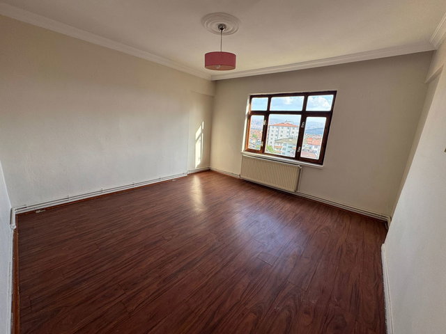 RE/MAX DEĞİŞİMDEN SANAYİDE 3+1, KİRALIK DAİRE
