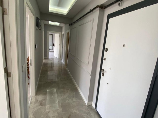 DENİZKÖŞKLER'DE DENİZ MANZARALI METROBÜSE YAKIN YENİ 3+1  SATILIK DAİRE
