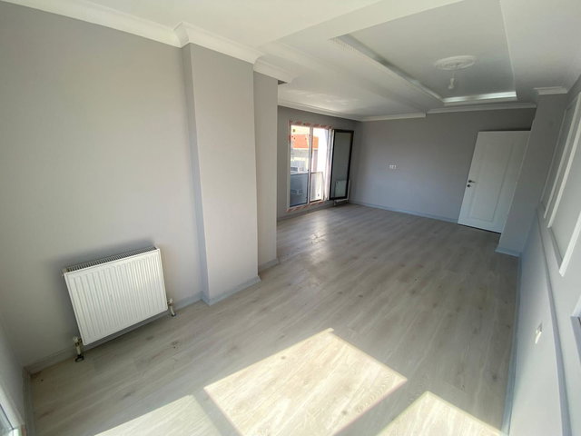 DENİZKÖŞKLER'DE DENİZ MANZARALI METROBÜSE YAKIN YENİ 3+1  SATILIK DAİRE