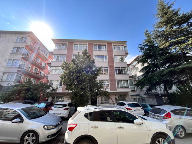 ÇANKAYA AYRANCI MH. GÜLERYÜZ SOK. LÜKS FULL YAPILI 3+1 KIRALIK DAIRE