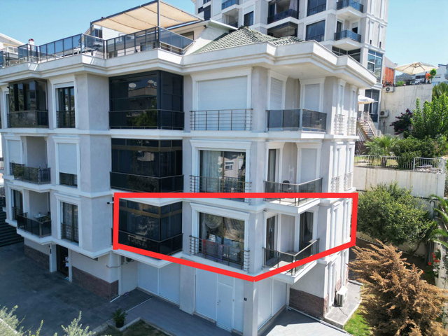 KUŞADASI MERKEZDE GENİŞ,BAKIMLI SATILIK 3+1 DAİRE