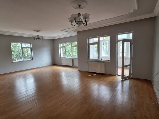 REMAX İLKE'DEN KAYAKYOLU'NDA 3+1 KİRALIK DAİRE