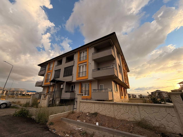 REMAX ARTIS'DEN DADAŞKENT'TE EŞYALI KIRALIK 1+1 DAIRE