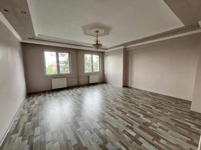 REMAX İLKE'DEN KAYAKYOLU'NDA 3+1 KİRALIK DAİRE