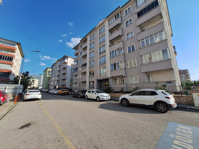 REMAX İLKE'DEN YILDIZKENT ŞEHIR HAST. KARŞISI 3+1 KIRALIK DAIRE