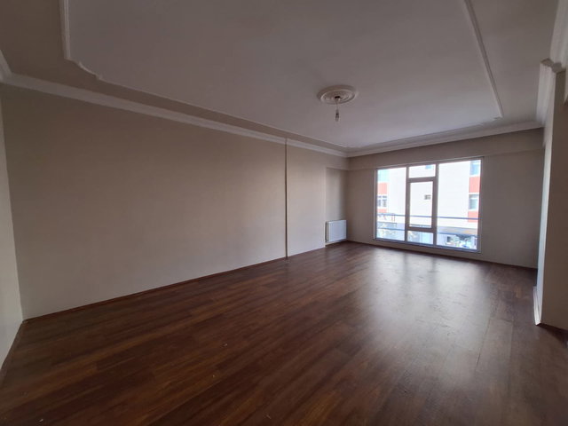 REMAX İLKE'DEN YILDIZKENT ŞEHIR HAST. KARŞISI 3+1 KIRALIK DAIRE