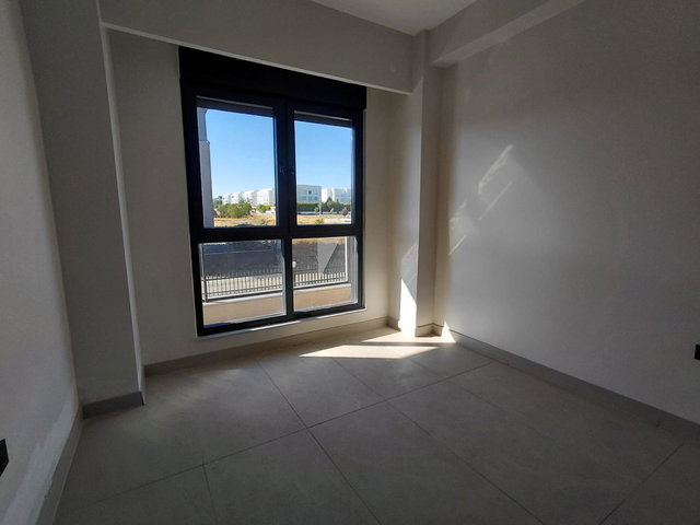 ESKİŞEHİR TEPEBAŞI’NDA SIFIR 3+1 | 150 M² NET | YERDEN ISITMALI | 3 CEPHELİ