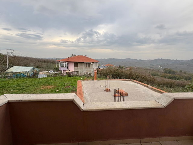 REMAX ELİF ŞENGÜL KAPLAN 607 M2 BAHÇE İÇERİSİNDE SATILIK DUBLEX