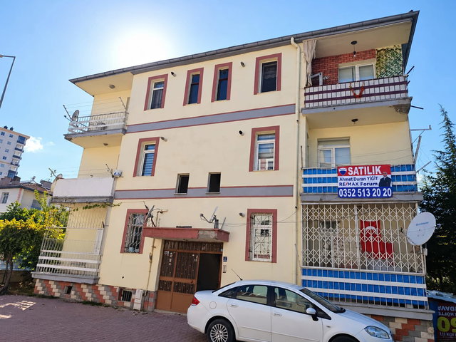 TURGUTREIS MAHALLESINDE SATILIK 3+1 DAIRE