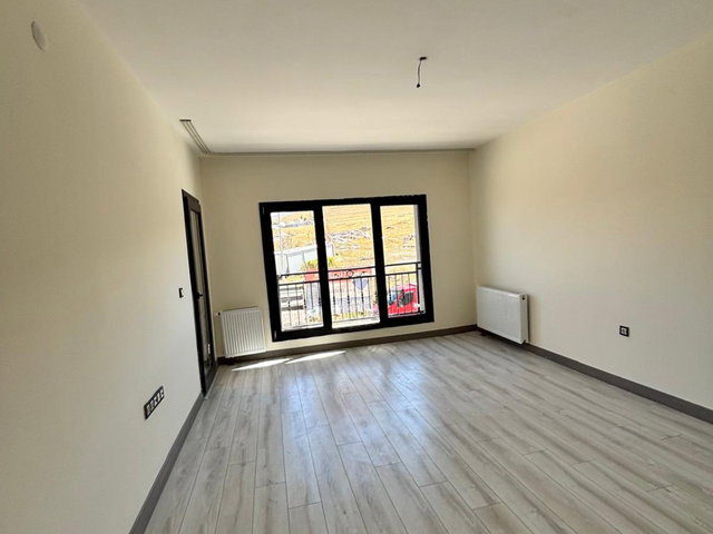 REMAX ARTIS'DEN HILALKENT TOKI'DE KIRALIK 2+1 DAIRE