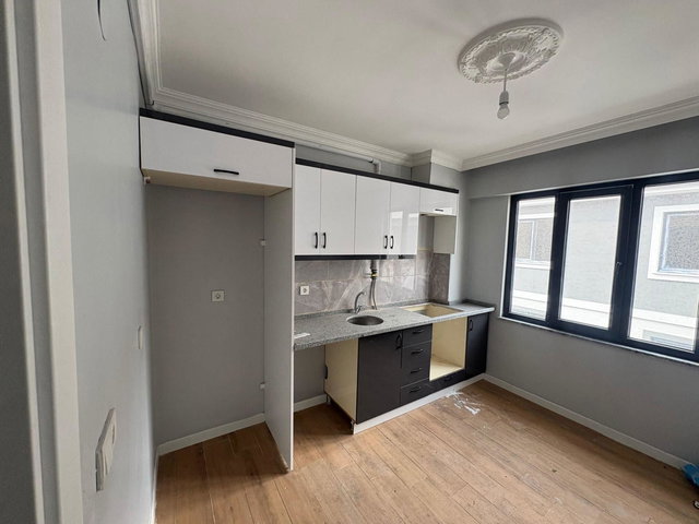 REMAX MAVİ ELİF ŞENGÜL KAPLAN'DAN GEYVE TEPECİKLERDE SIFIR DAİRE