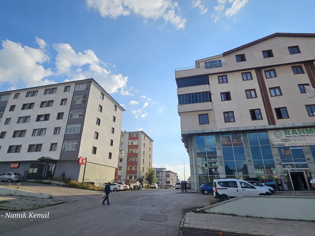 REMAX İLKE'DEN ŞÜKRÜPAŞA DADAŞKÖY CADDESİNDE 3+1 KİRALIK DAİRE