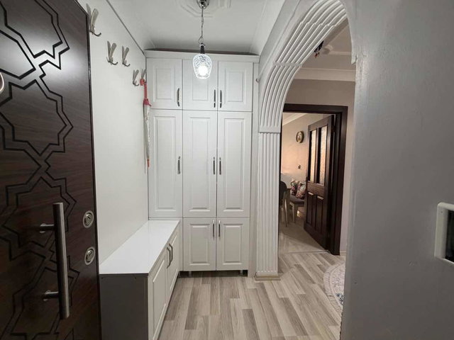 AKPINAR ODTÜ ORMAN MANZARALI FULL YAPILI ARA KAT ASANSÖRLÜ 3+1 DAİRE