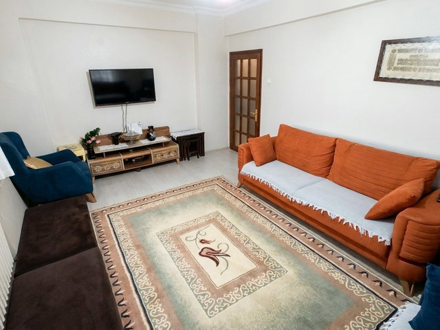 RE/MAX İNCİ'DEN HASAN BASRİ ÇANTAY MAHALLESİ SATILIK 3+1 DAİRE