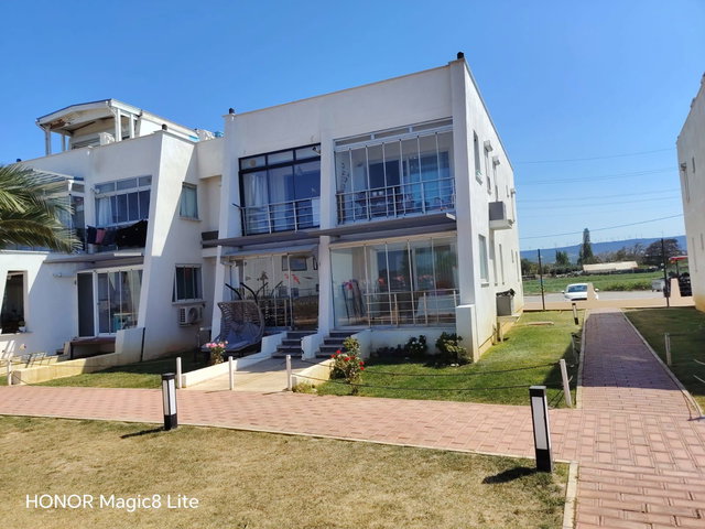ÇANAKKALE KEPEZ PORTO MARE 1 SİTESİ’NDE DENİZ MANZARALI, TERASLI, EŞYALI 2+1 KİRALIK DAİRE