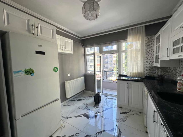 FULL YENİLENMİŞ | ARA KAT | SATILIK 3+1