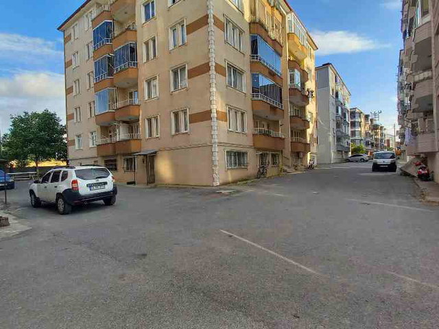 MERKEZE 5 DAKİKA DOĞAYLA İÇ İÇE SATILIK 3+1 DAİRE