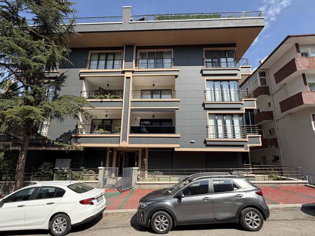 ÇANKAYA KENNEDY CADDESİNDE YENİ BİNADA KİRALIK 2+1 DAİRE