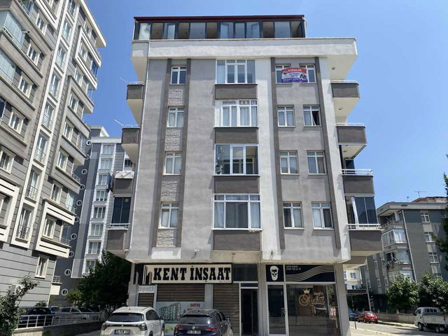 YENİMAHALLEDE TRAMVAYIN ALTINDA 3+1 KİRALIK DAİRE