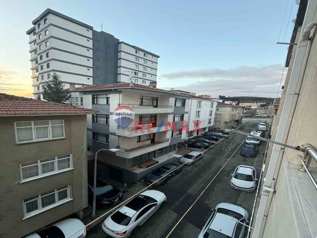 İÇMELER'DE GENİŞ ASANSÖRLÜ  3+1 SATILIK DAİRE