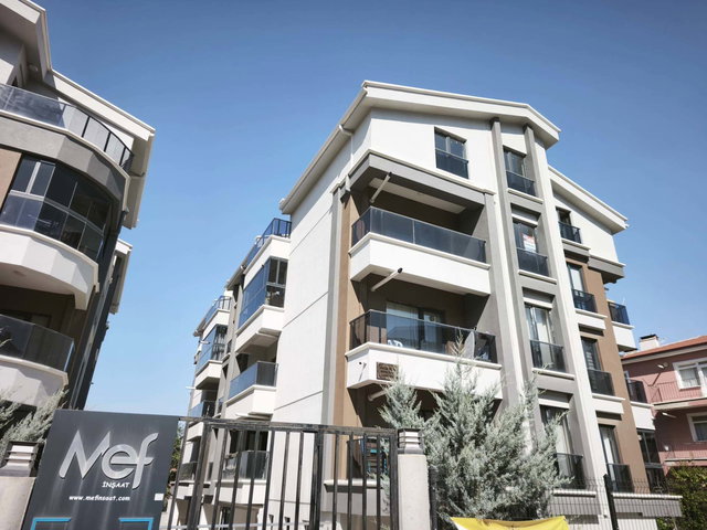 İNCEKTE BUTİK SİTEDE OTOPARKLI 1+1 KİRALIK DAİRE