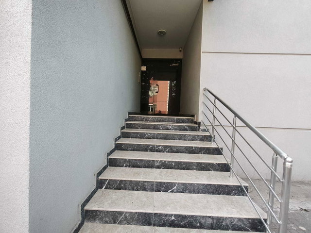 İNCEKTE BUTİK SİTEDE OTOPARKLI 1+1 KİRALIK DAİRE