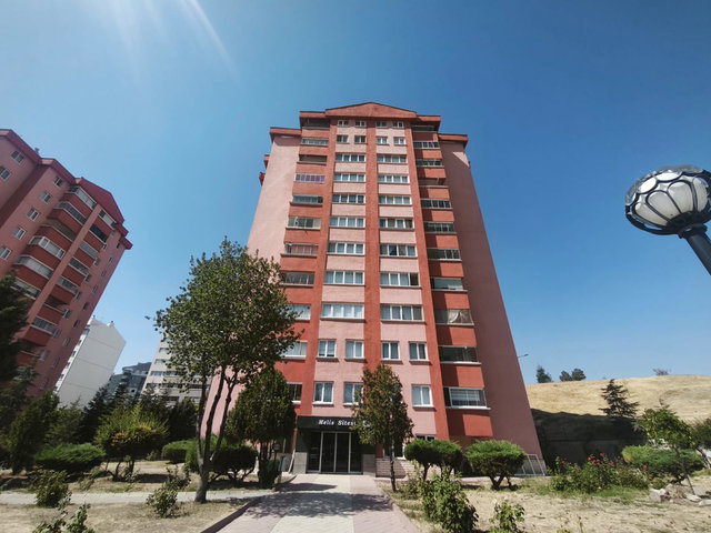 ERYAMAN MELİS SİTESİNDE 136 M2 3+1 SATILIK DAİRE
