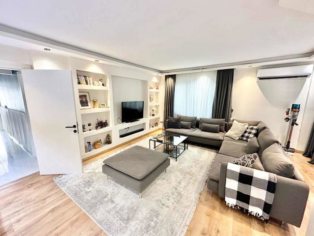 REMAX LEON | GÖRÜKLE'DE MODERN YENILENMIŞ BAHÇE KATI SATILIK 3+1