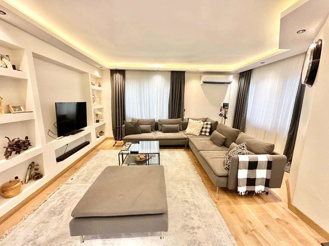 REMAX LEON | GÖRÜKLE'DE MODERN YENILENMIŞ BAHÇE KATI SATILIK 3+1