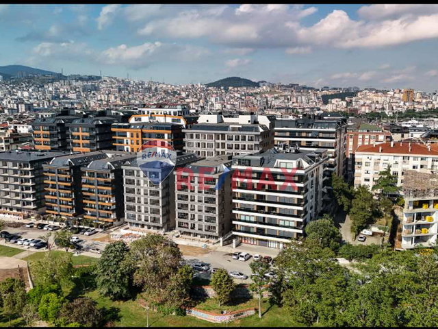 MARİN PENDİK SİTESİNDE KISMİ DENİZ MANZARALI EŞYALI KIRALIK 2+1