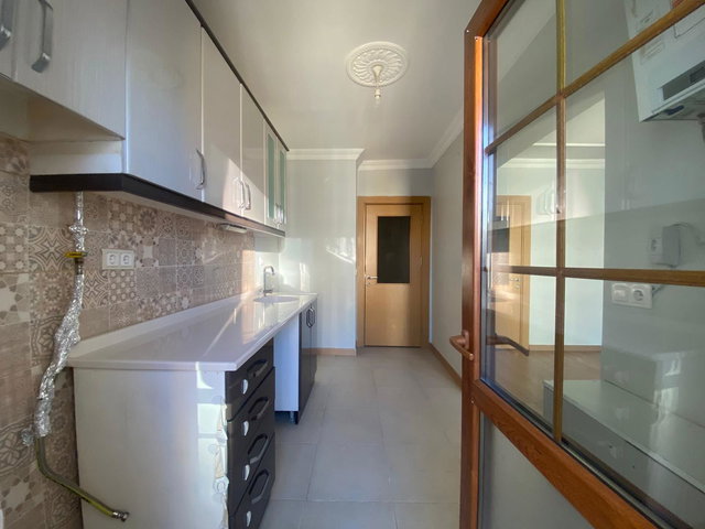 REMAX İLKE'DEN A.GAZİ TOKİ'DE 2+1 ARA KAT KİRALIK DAİRE