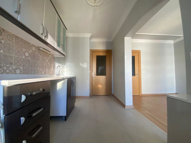REMAX İLKE'DEN A.GAZİ TOKİ'DE 2+1 ARA KAT KİRALIK DAİRE