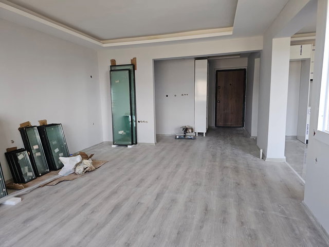 **ACİL**   UYDUKENT TURNA SİTESİ'NDE SIFIR BİNADA SIFIR 2+1