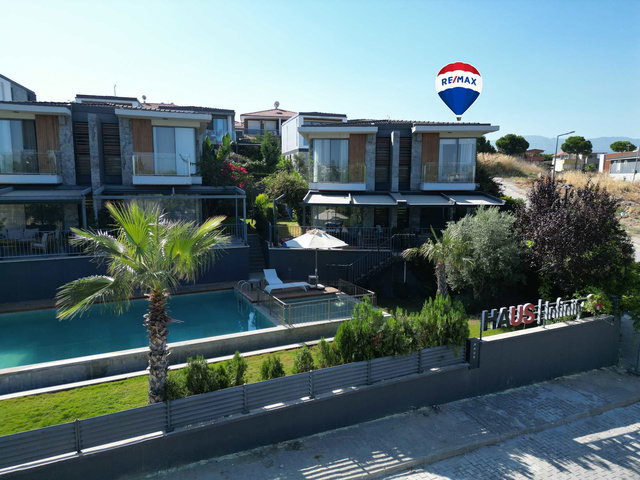 HAUS INFINITY 14 KÖŞE ÖZEL BAHÇE FULL DENİZ MANZARALI 3+1 VİLLA