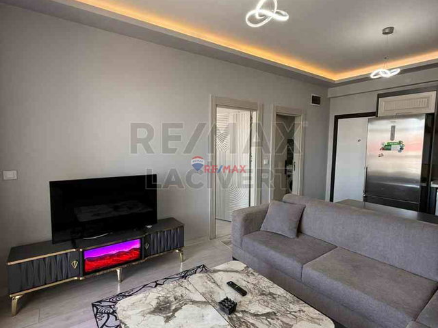 RE/MAX LACİVERT'TEN YILDIZKENT'TE 1+1 EŞYALI SATILIK DAİRE