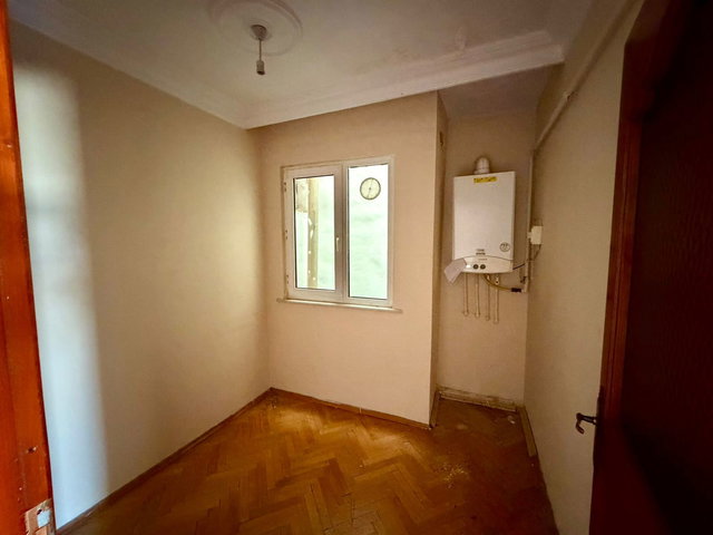 SAHİLE 5 DK BAKIMLI ŞÖMİNELİ EBEVEYN BANYOLU SATILIK 4+1 DAİRE