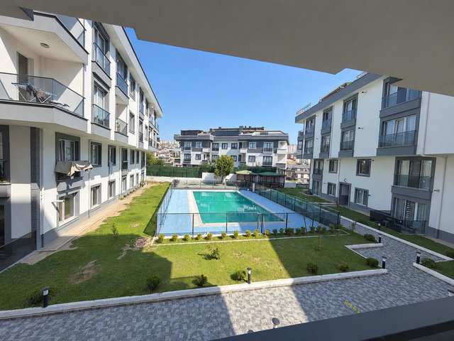 ÇIMENPARK SITESINDE 2+1 KAPALI OTOPARKLI KIRALIK 2 + 1 DAIRE